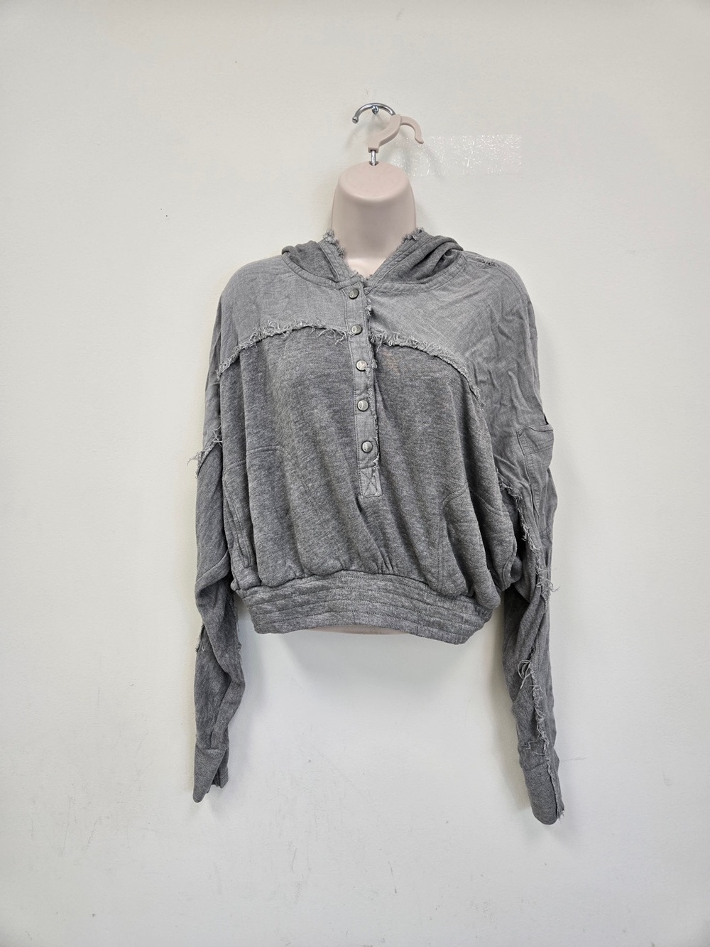 FREE PEOPLE FP Movement Windy Meadow Hoodie in Heather Grey XS 9165 - Picture 3 of 11